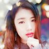 嘴角上扬的头像