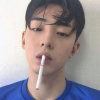 Two，的头像