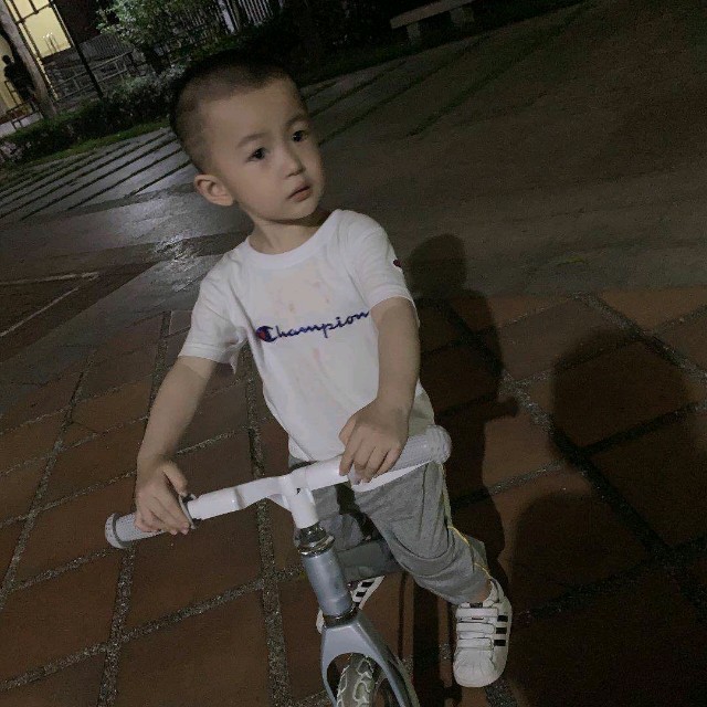 万水千山总是爱(热度:105)由祝福多多翻唱，原唱歌手安东阳/樊桐舟
