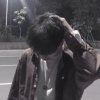 顾城的头像