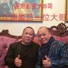 用心唱歌的男人的头像