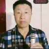 随着歌声舞动的头像