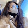 一个45度角的忧伤的头像