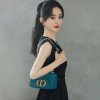 艳丽的头像
