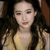少女暂退的头像
