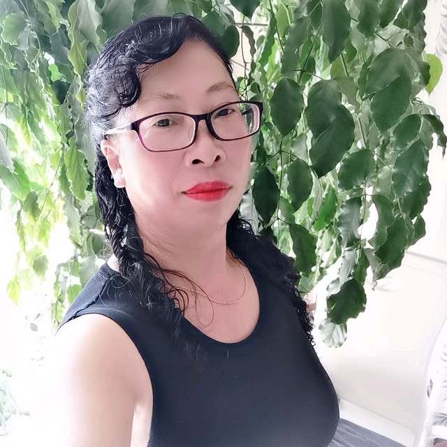 长相依(3D版)(热度:28)由艳翻唱，原唱歌手卓依婷
