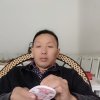 点燃一根烟的头像