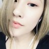 手比爱心的头像